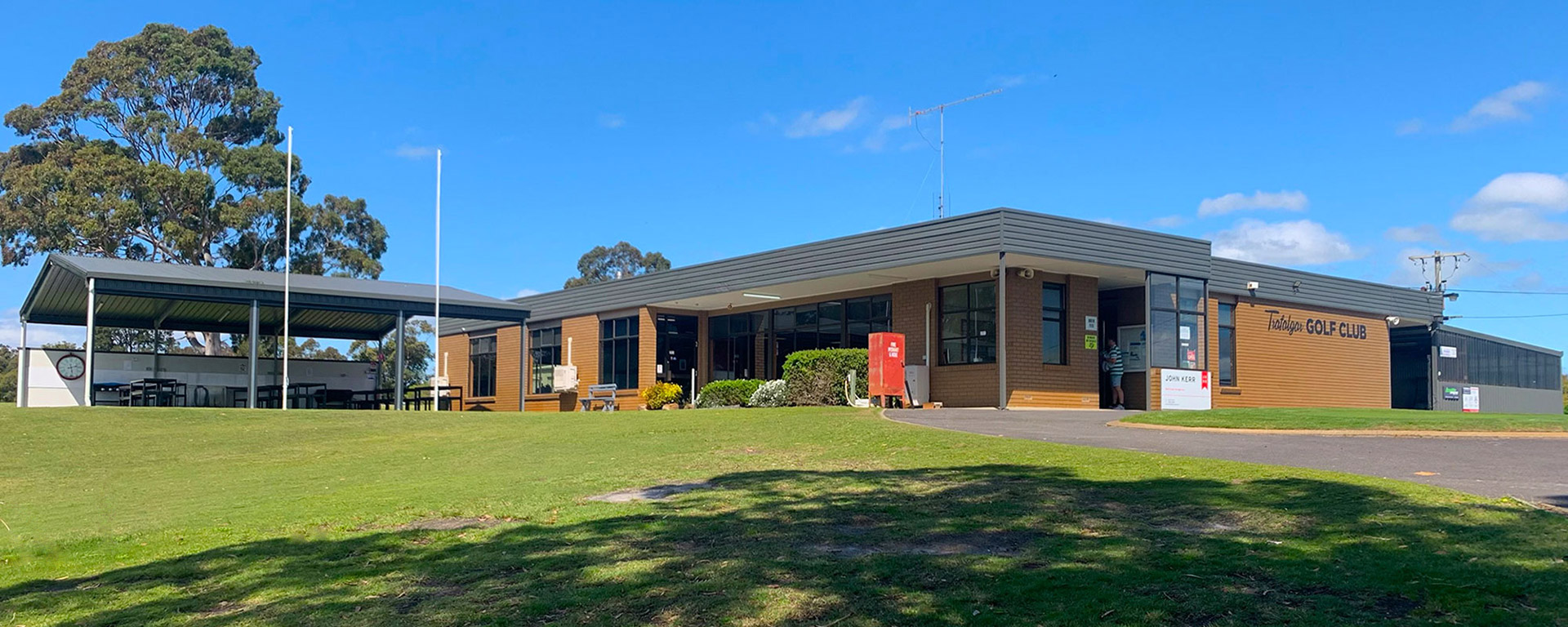 Trafalgar Golf Clubhouse